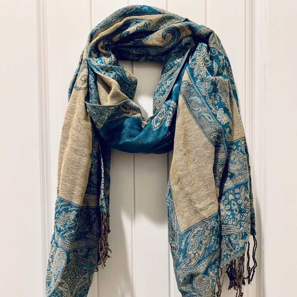 Classic Vintage Scarf